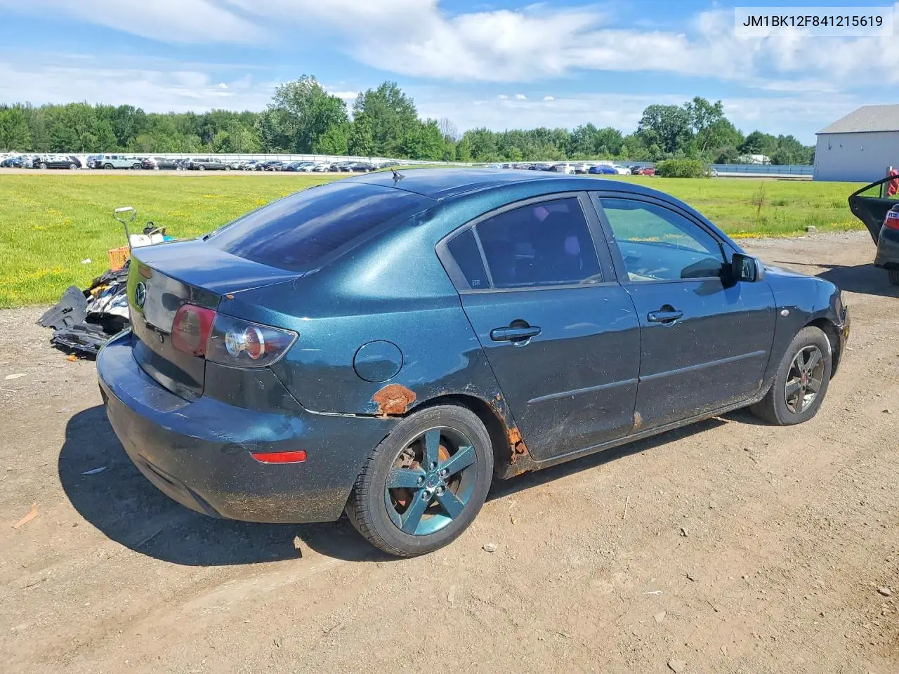 2004 Mazda 3 I VIN: JM1BK12F841215619 Lot: 58119596