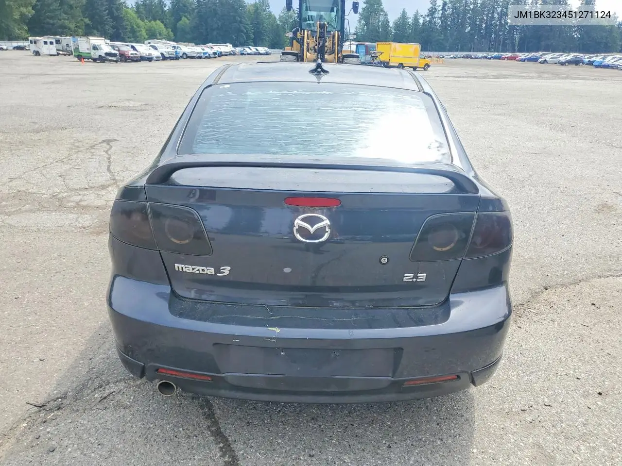 2005 Mazda 3 S VIN: JM1BK323451271124 Lot: 56179126
