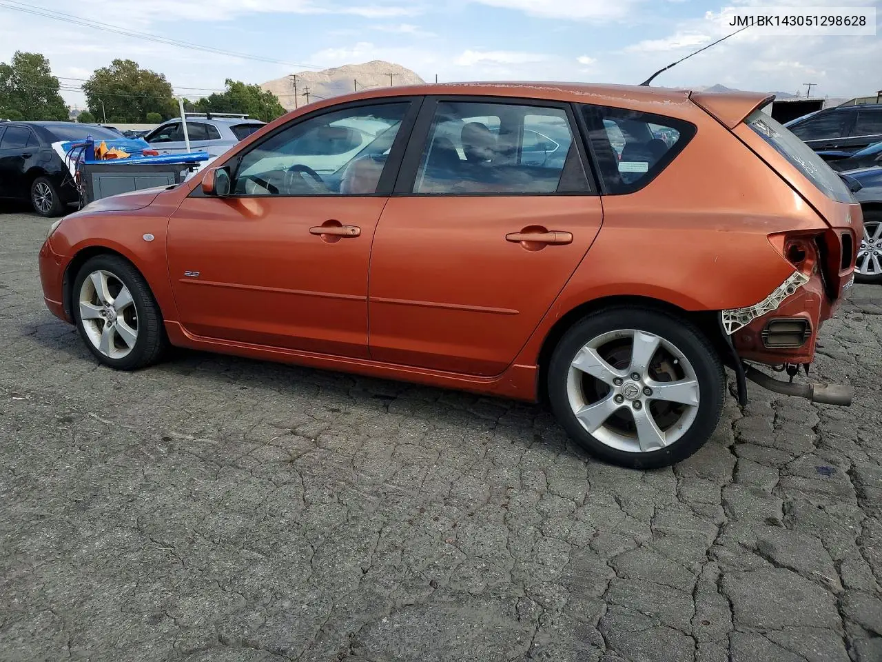 2005 Mazda 3 Hatchback VIN: JM1BK143051298628 Lot: 57948516