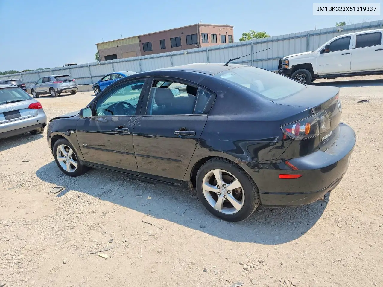 2005 Mazda 3 S VIN: JM1BK323X51319337 Lot: 61911186