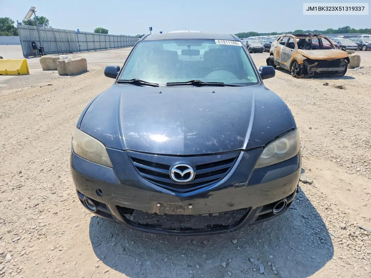 2005 Mazda 3 S VIN: JM1BK323X51319337 Lot: 61911186