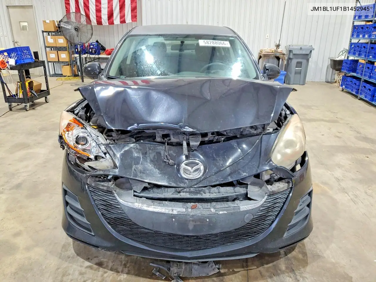 2011 Mazda 3 I VIN: JM1BL1UF1B1452945 Lot: 58288066