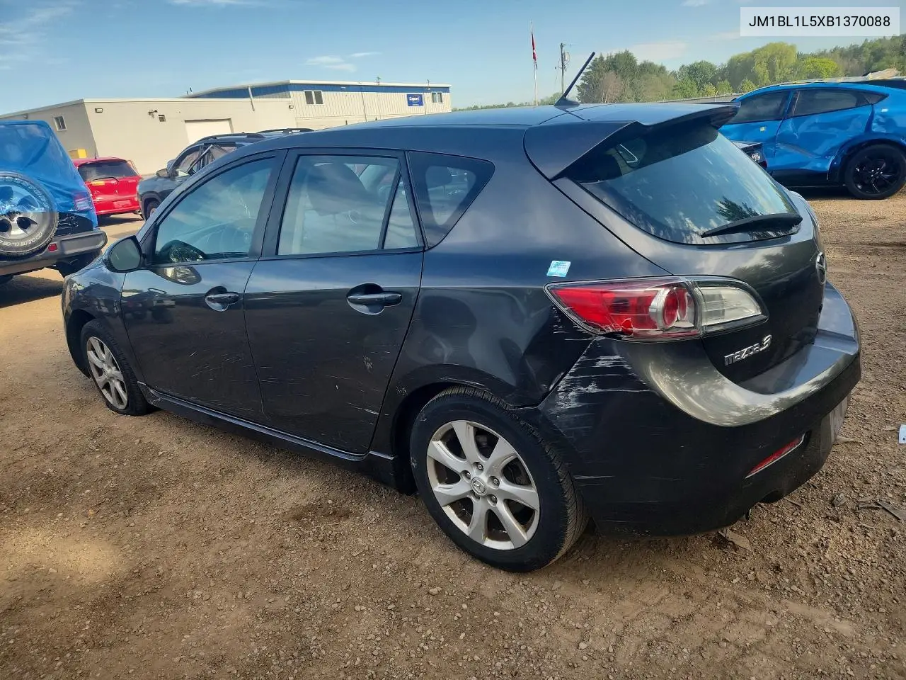2011 Mazda 3 S VIN: JM1BL1L5XB1370088 Lot: 59365336