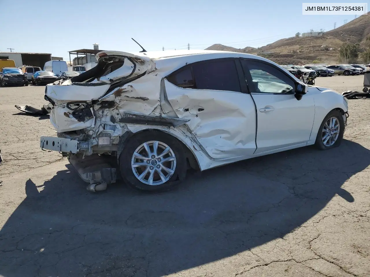 JM1BM1L73F1254381 2015 Mazda 3 Touring