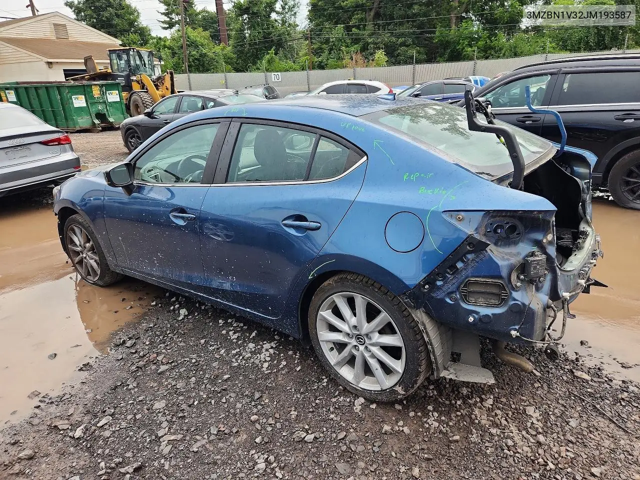 2018 Mazda 3 Touring VIN: 3MZBN1V32JM193587 Lot: 61750186