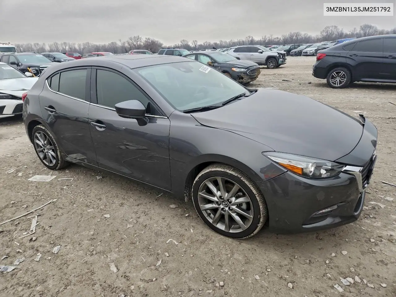 3MZBN1L35JM251792 2018 Mazda 3 Touring