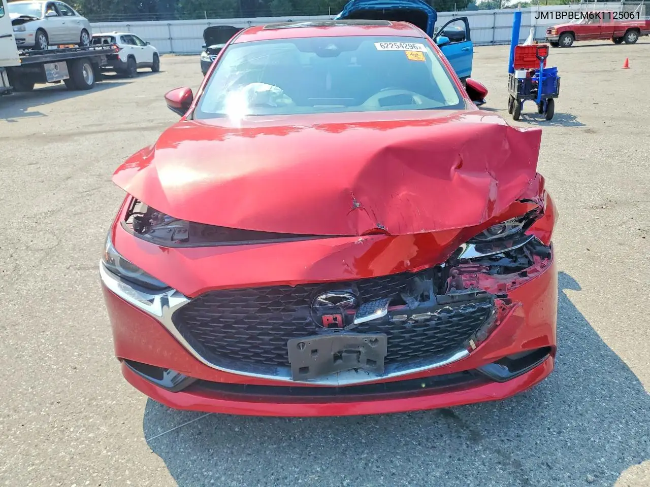 2019 Mazda 3 Premium VIN: JM1BPBEM6K1125061 Lot: 62254296