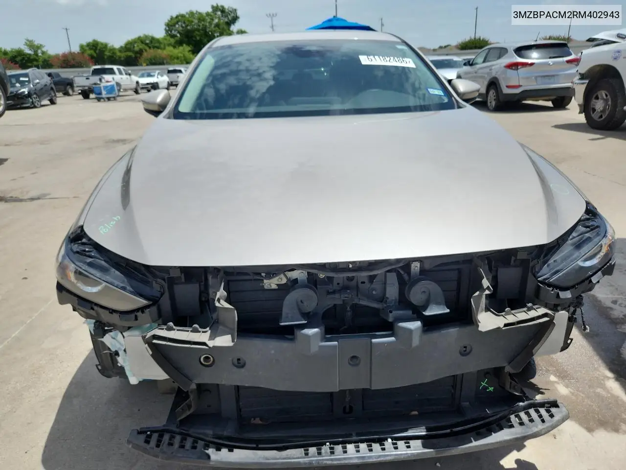 2024 Mazda 3 Preferred VIN: 3MZBPACM2RM402943 Lot: 61182486