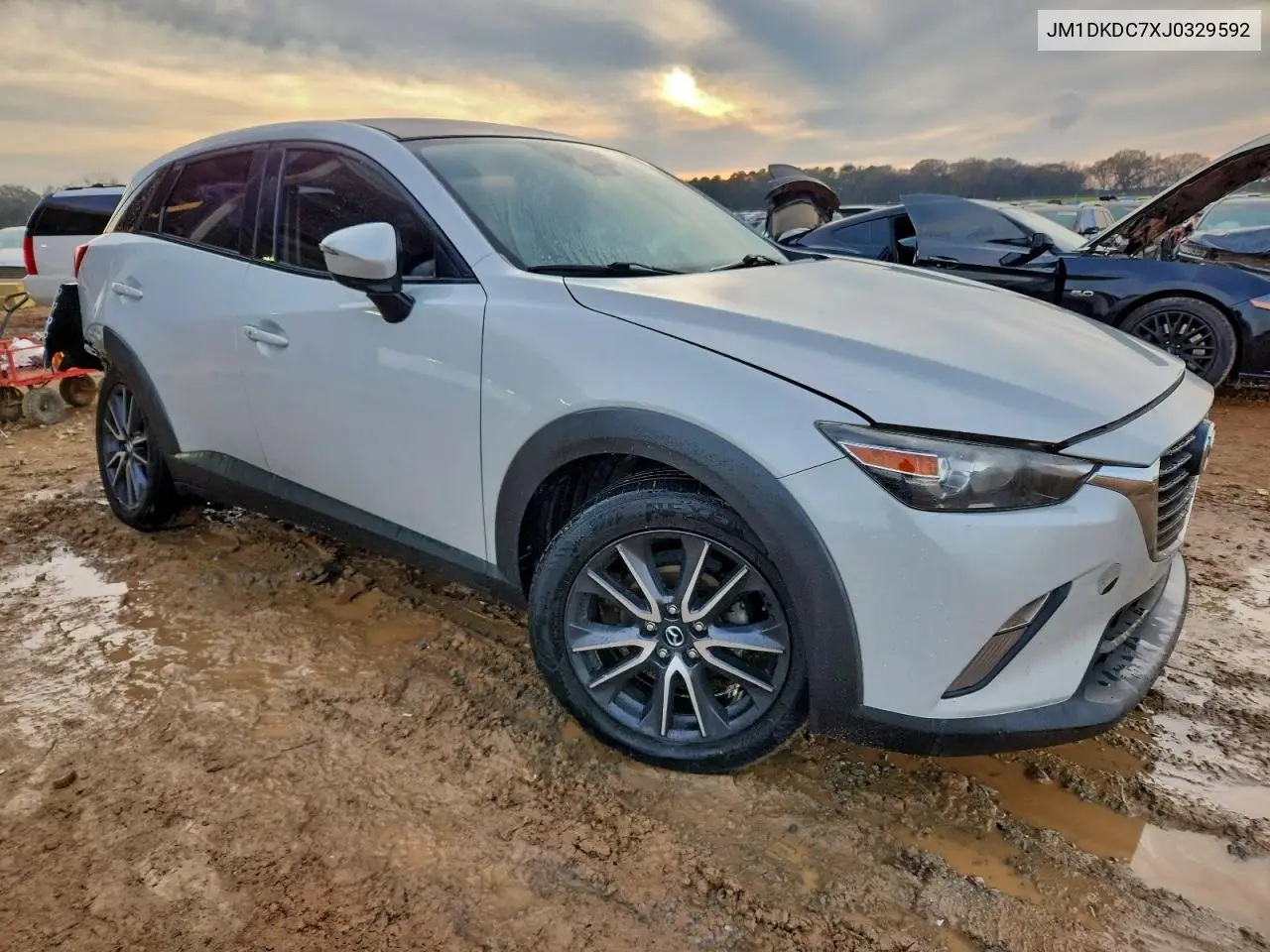 JM1DKDC7XJ0329592 2018 Mazda Cx-3 Touring