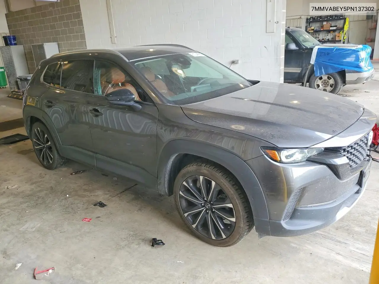 2023 Mazda Cx-50 Premium Plus VIN: 7MMVABEY5PN137302 Lot: 61044086