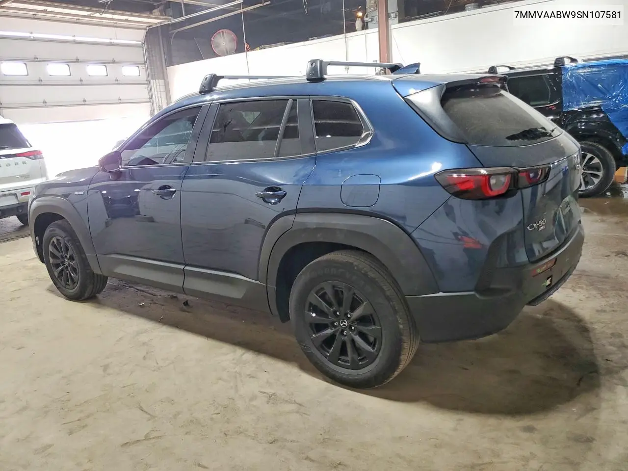2025 Mazda Cx-50 Preferred VIN: 7MMVAABW9SN107581 Lot: 61352906
