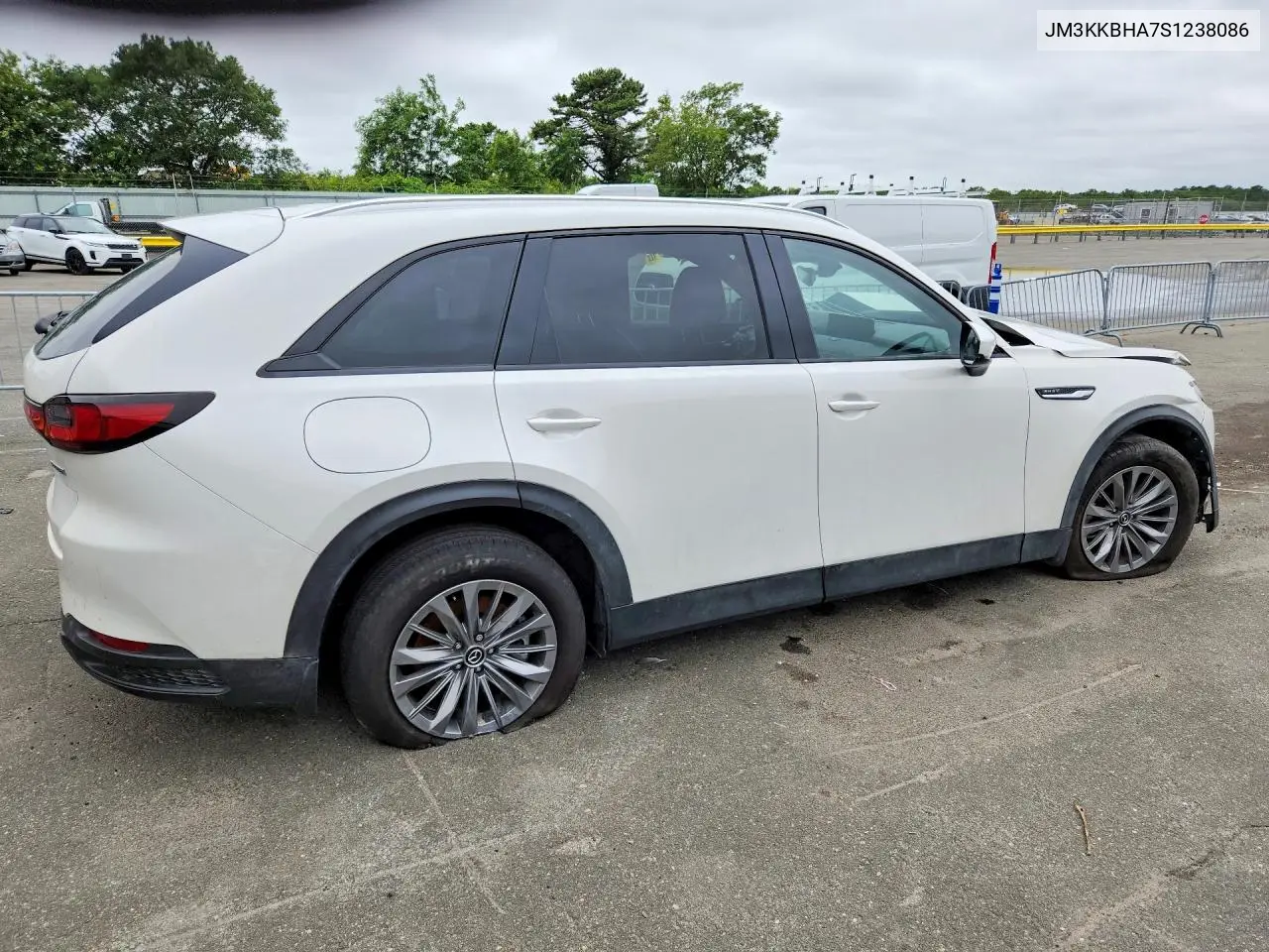 2025 Mazda Cx-90 Preferred VIN: JM3KKBHA7S1238086 Lot: 57966276