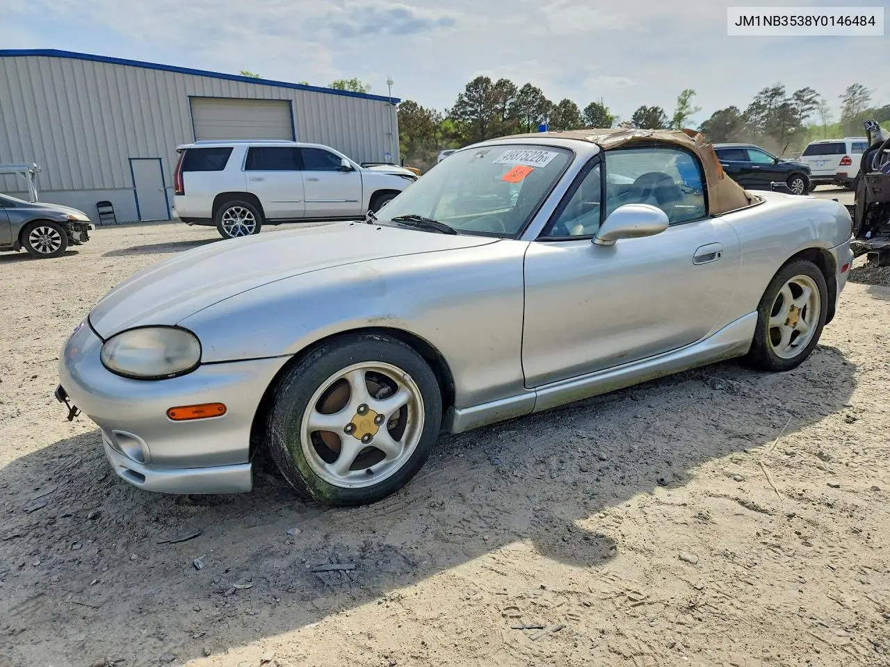 2000 Mazda Mx-5 Miata Base VIN: JM1NB3538Y0146484 Lot: 49875226
