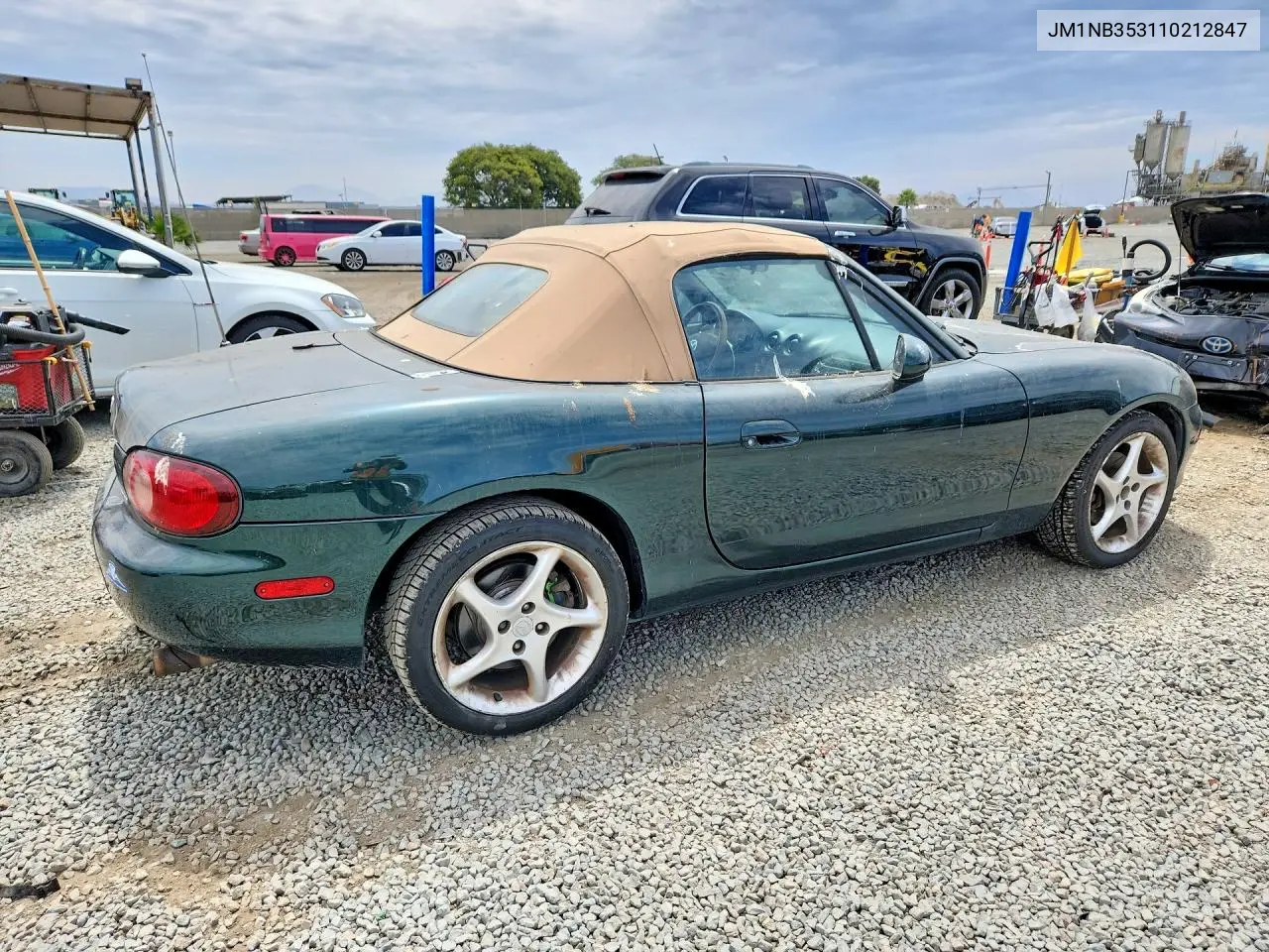 2001 Mazda Mx-5 Miata Base/Ls VIN: JM1NB353110212847 Lot: 61013606