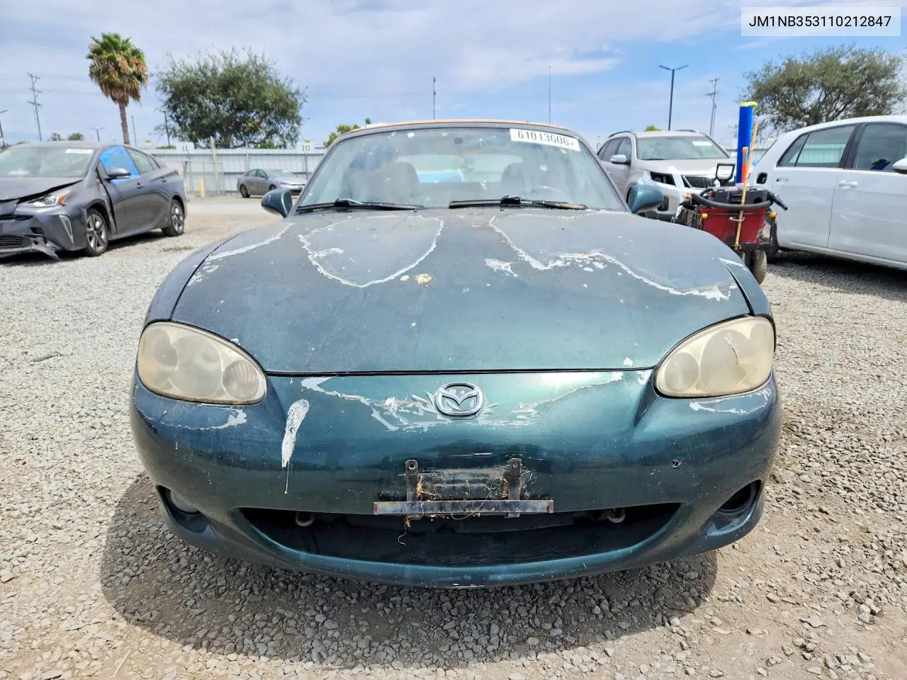 2001 Mazda Mx-5 Miata Base/Ls VIN: JM1NB353110212847 Lot: 61013606