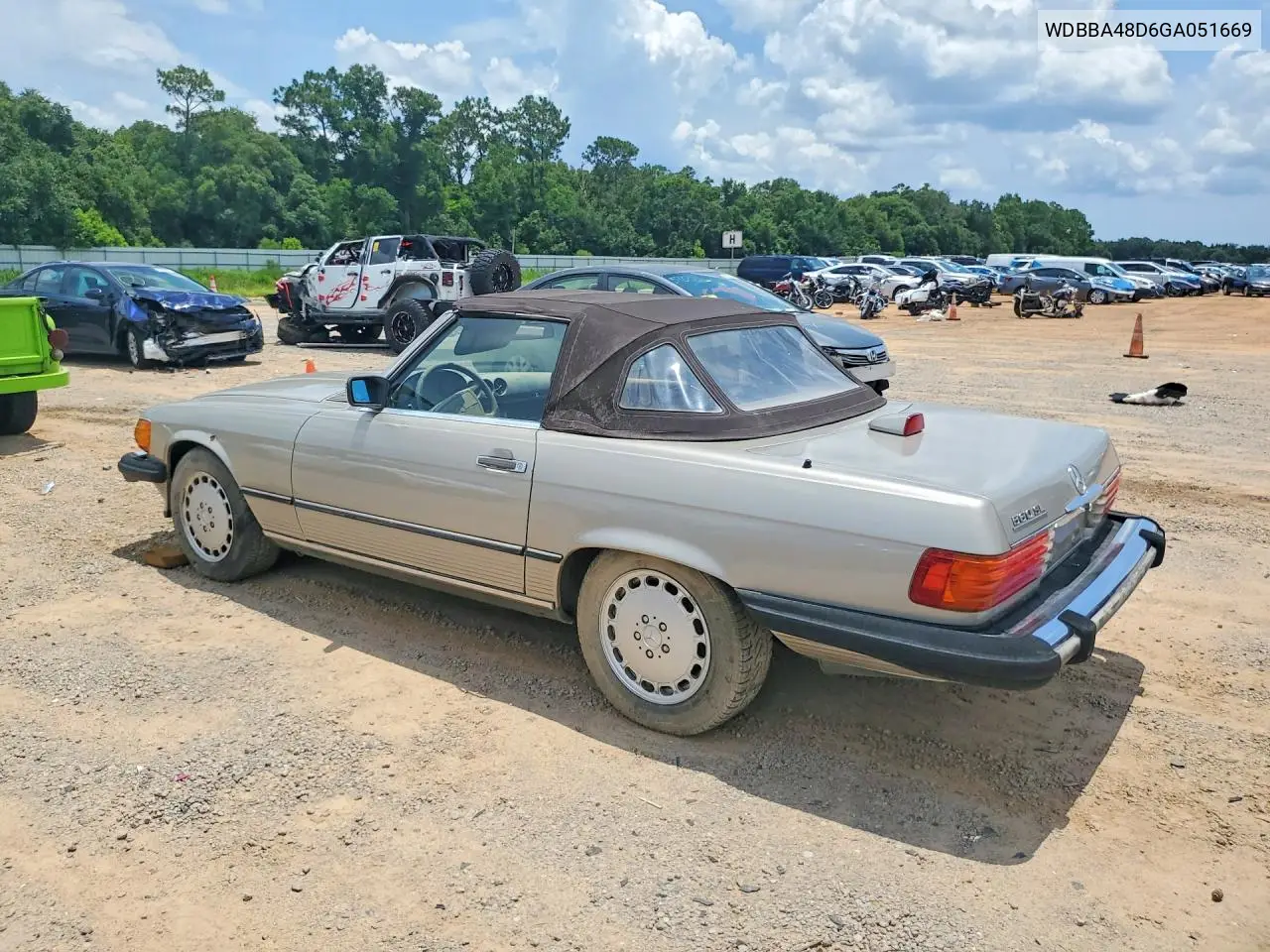 1986 Mercedes-Benz 560 Sl VIN: WDBBA48D6GA051669 Lot: 59875636