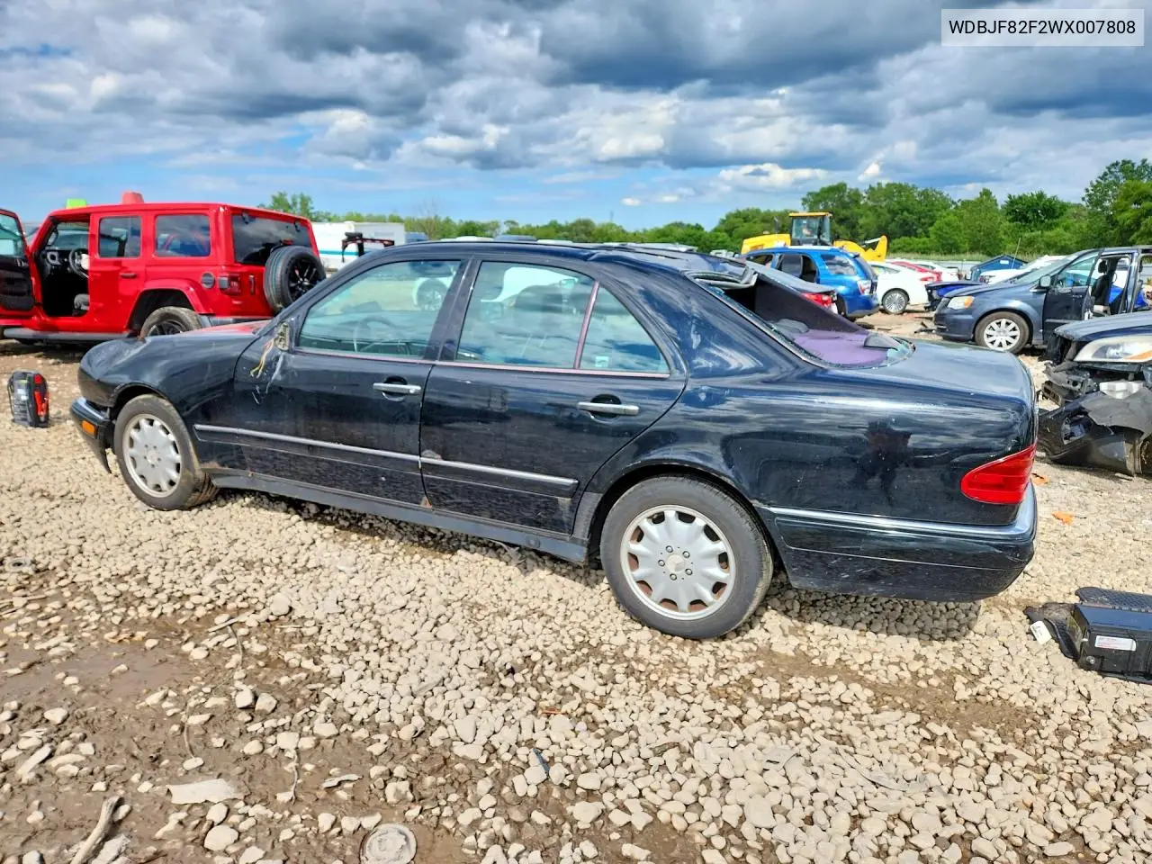 1998 Mercedes-Benz E-Class E320 VIN: WDBJF82F2WX007808 Lot: 57754886
