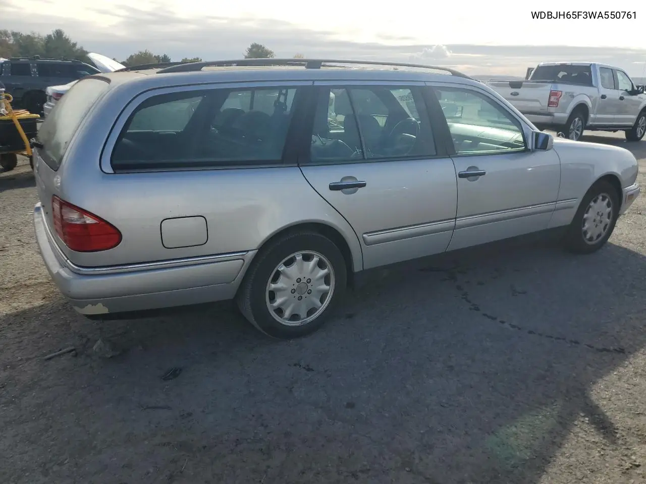 WDBJH65F3WA550761 1998 Mercedes-Benz E 320