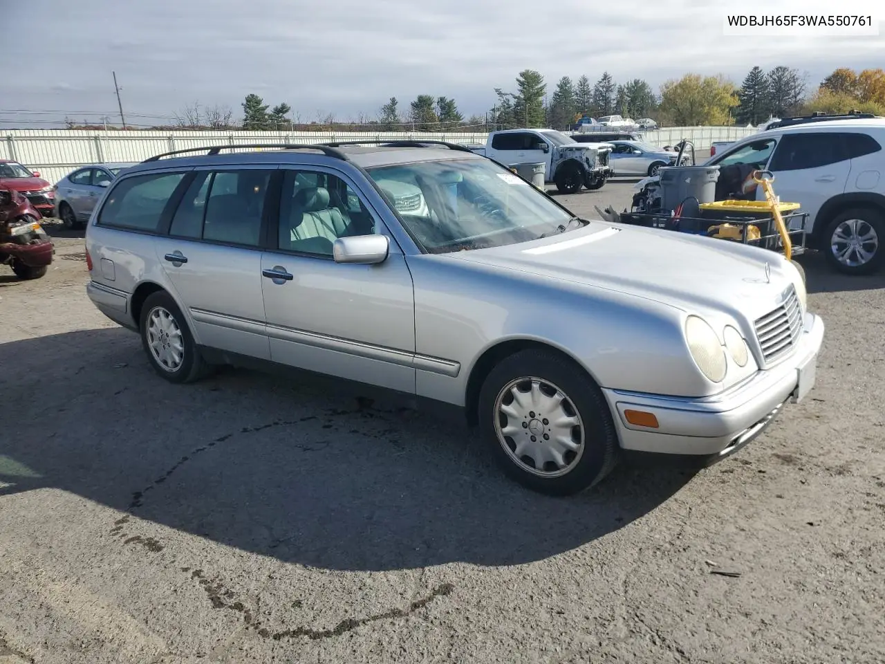 WDBJH65F3WA550761 1998 Mercedes-Benz E 320