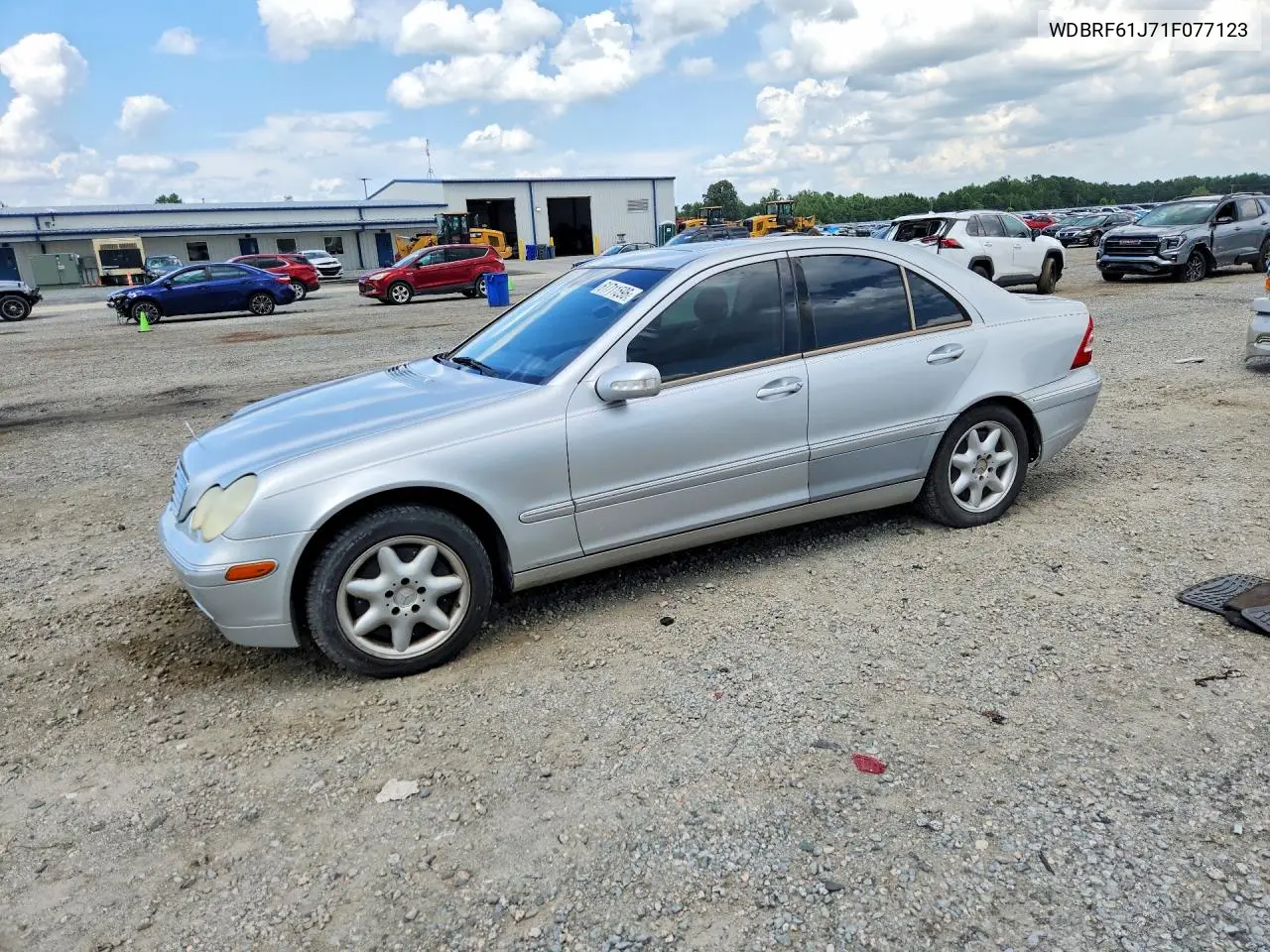 2001 Mercedes-Benz C 240 VIN: WDBRF61J71F077123 Lot: 61711596