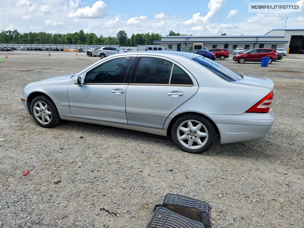 2001 Mercedes-Benz C 240 VIN: WDBRF61J71F077123 Lot: 61711596