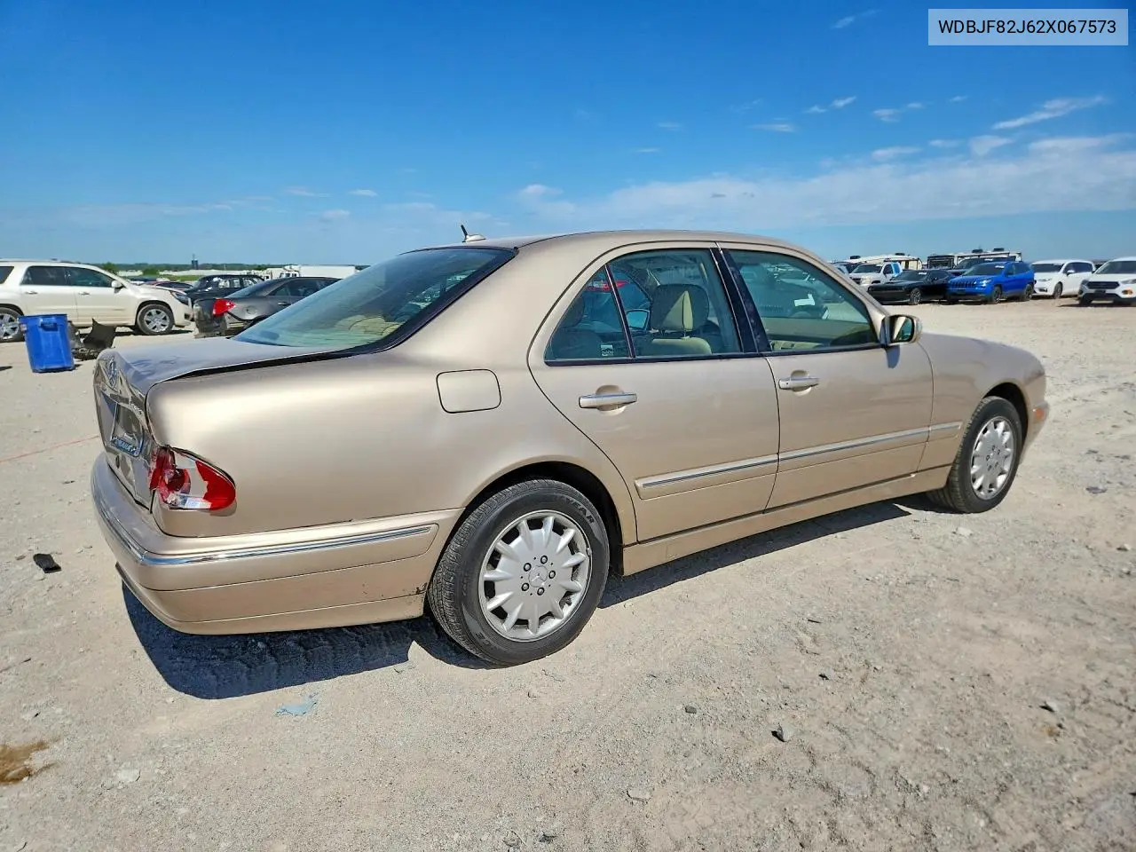 2002 Mercedes-Benz E 320 4Matic VIN: WDBJF82J62X067573 Lot: 57074106