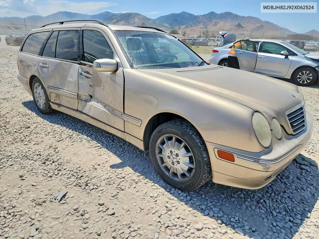 2002 Mercedes-Benz E 320 4Matic VIN: WDBJH82J92X062524 Lot: 60605836