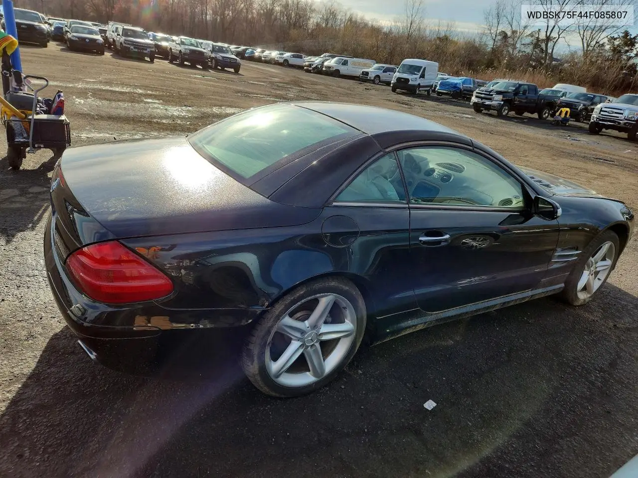 V (R230)