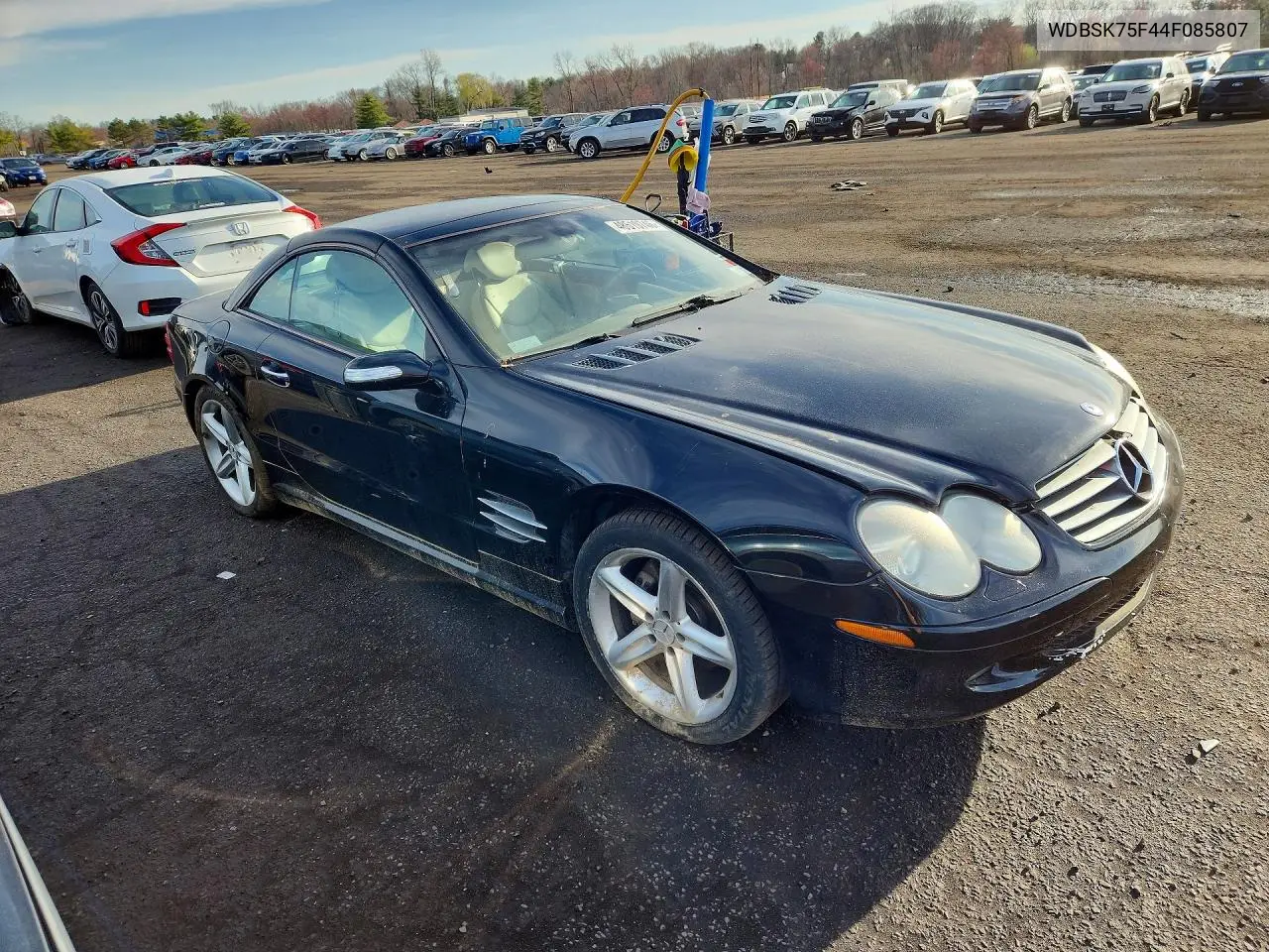V (R230)