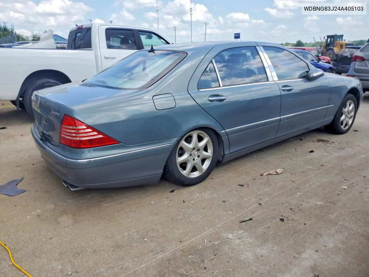 2004 Mercedes-Benz S 430 4Matic VIN: WDBNG83J24A405103 Lot: 59325166