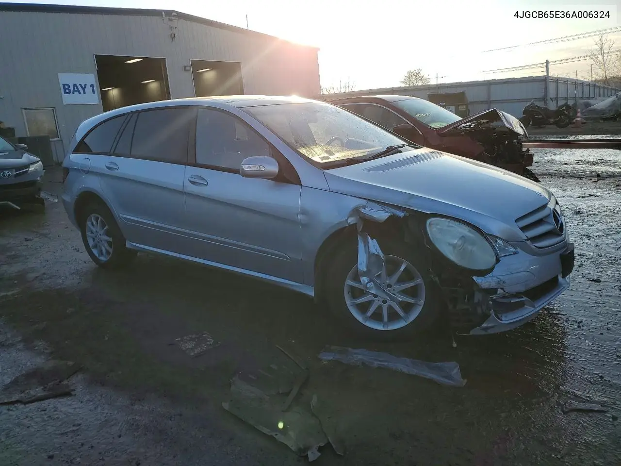 2006 Mercedes-Benz R 350 VIN: 4JGCB65E36A006324 Lot: 76037875