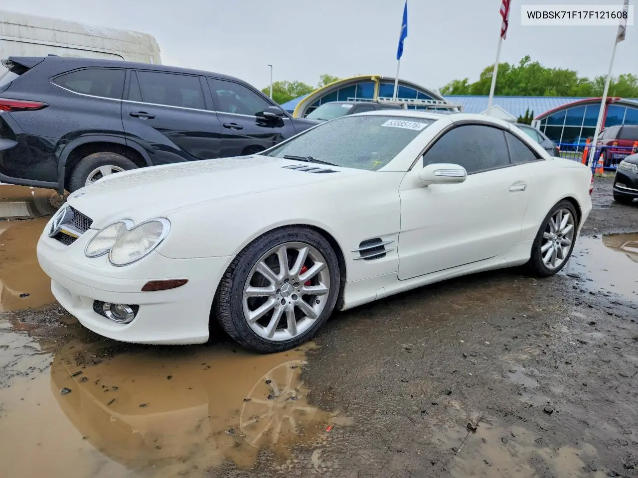 2007 Mercedes-Benz Sl 550 VIN: WDBSK71F17F121608 Lot: 53385176