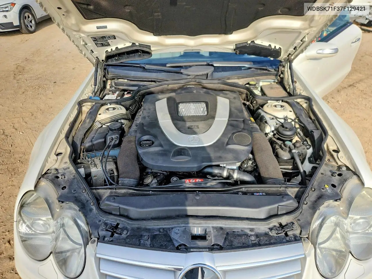V (R230)