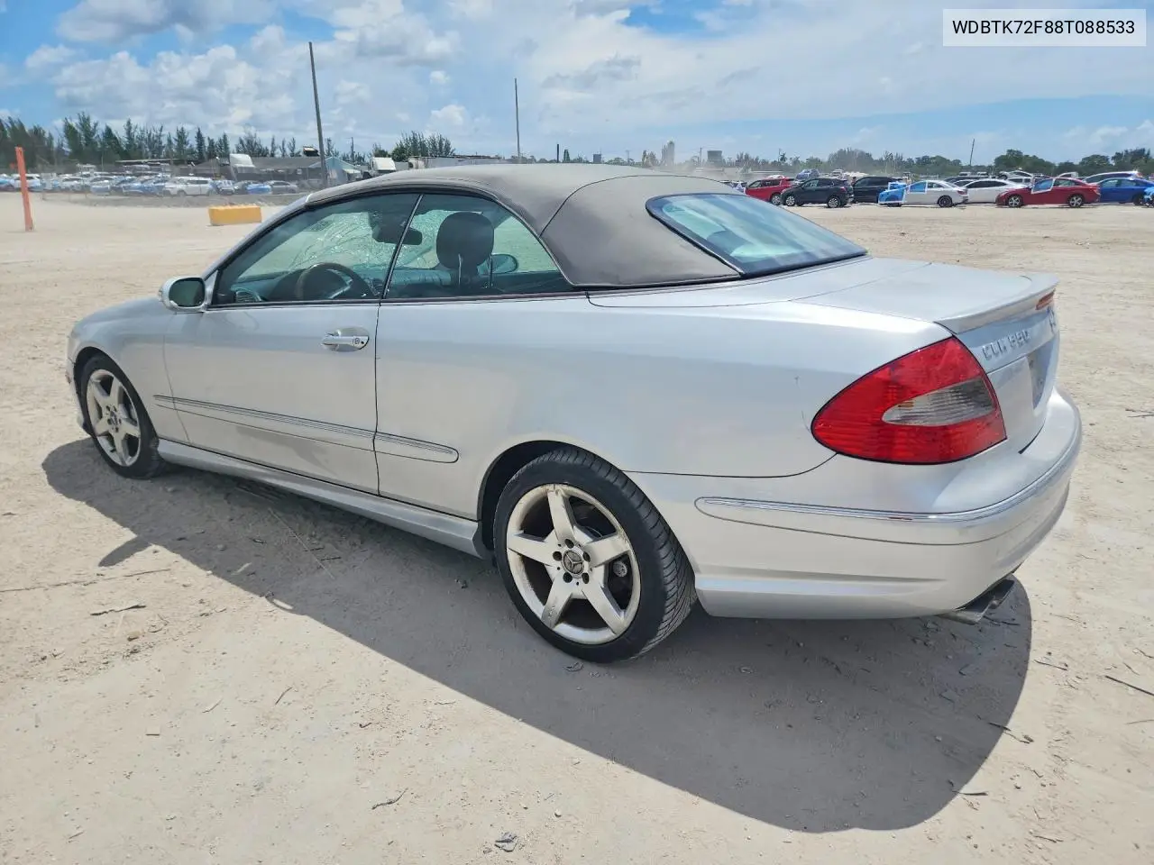 2008 Mercedes-Benz Clk 550 VIN: WDBTK72F88T088533 Lot: 56112006