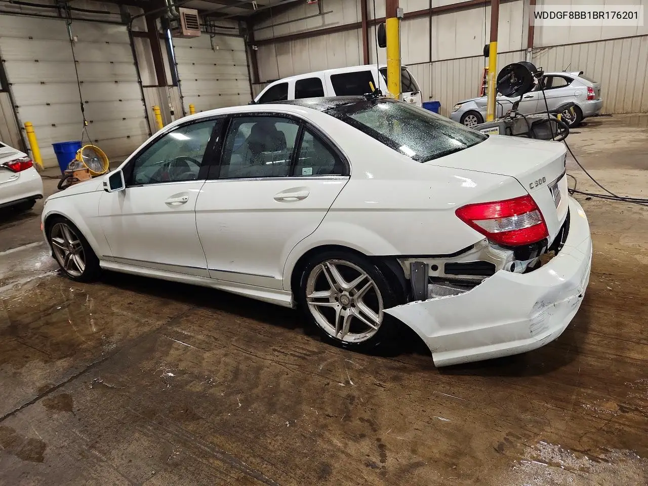 2011 Mercedes-Benz C 300 4Matic VIN: WDDGF8BB1BR176201 Lot: 62100166