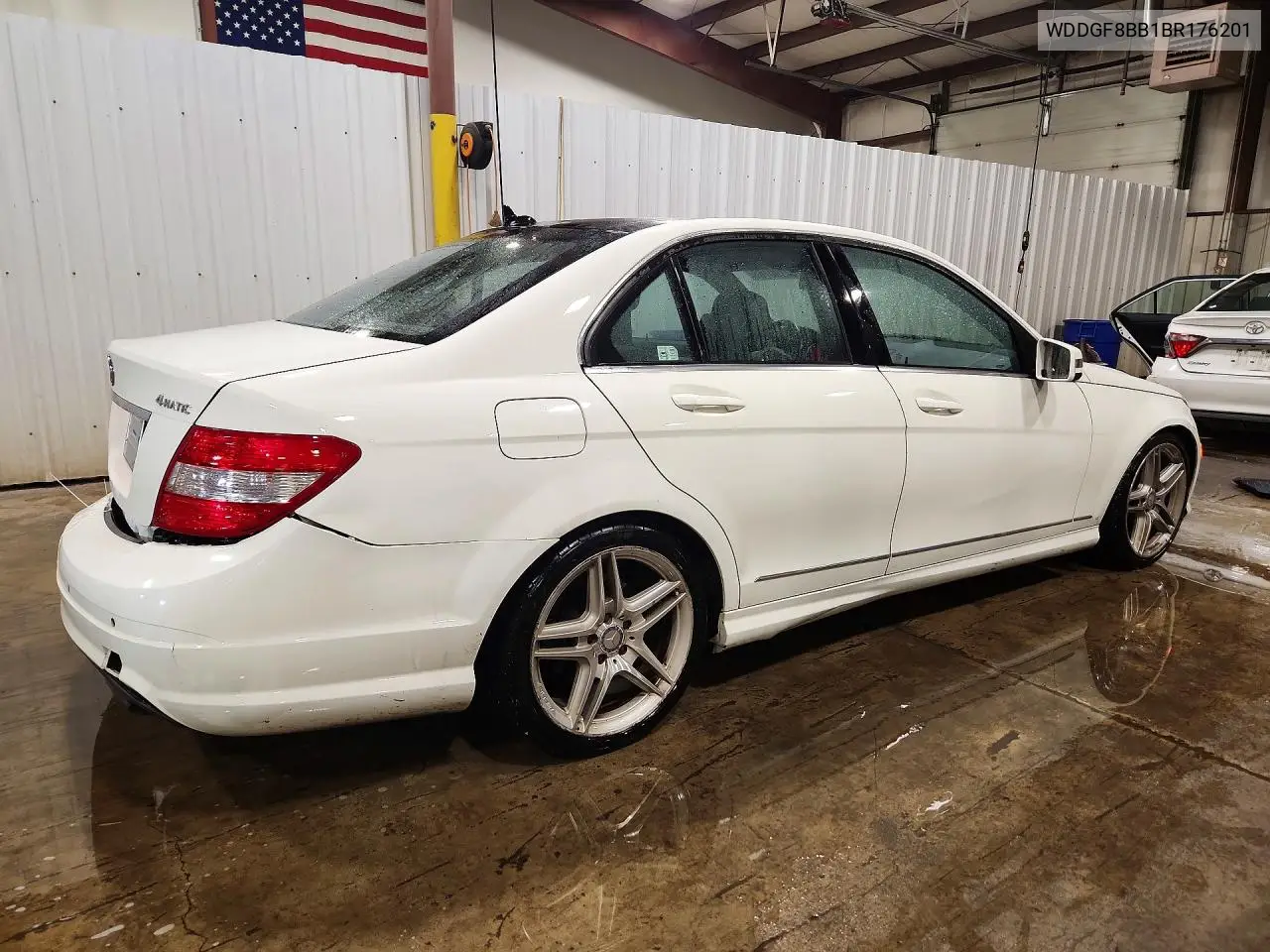 2011 Mercedes-Benz C 300 4Matic VIN: WDDGF8BB1BR176201 Lot: 62100166