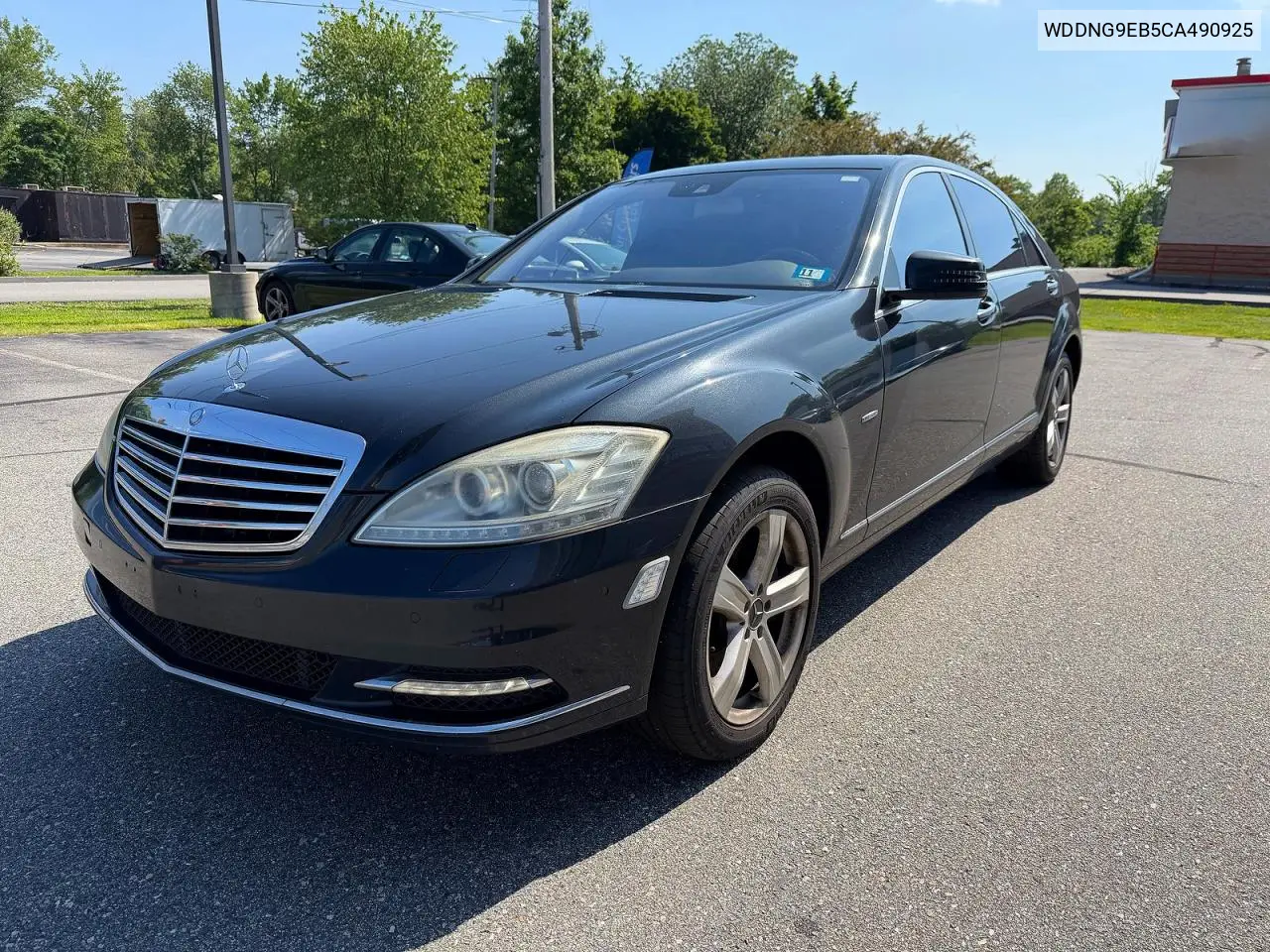 2012 Mercedes-Benz S 550 4Matic VIN: WDDNG9EB5CA490925 Lot: 60671696