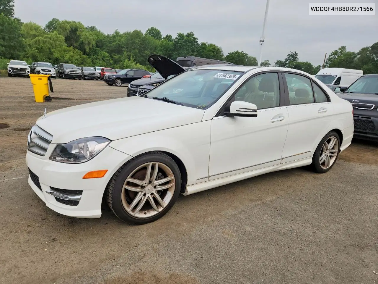 2013 Mercedes-Benz C 250 VIN: WDDGF4HB8DR271566 Lot: 61550396