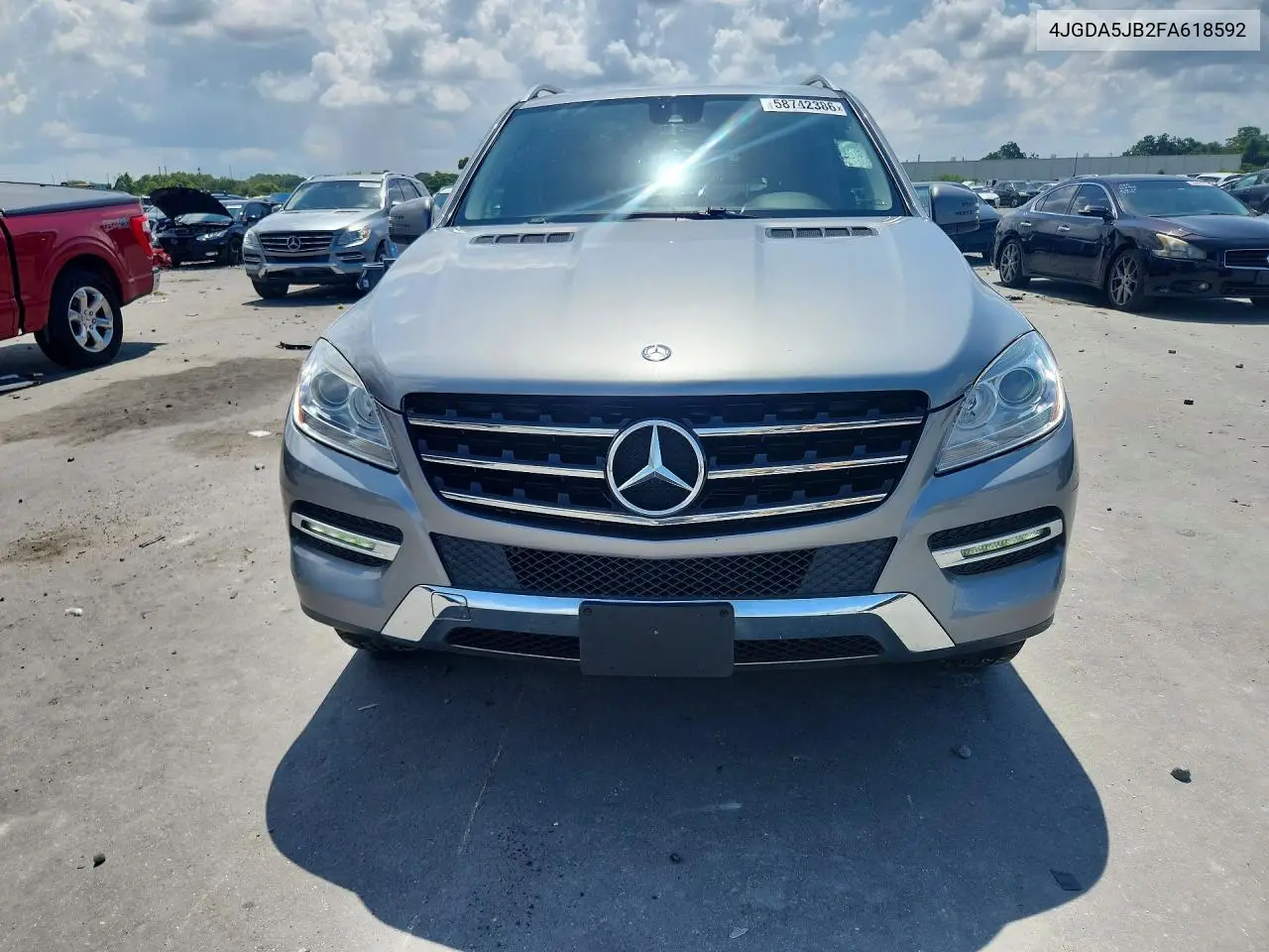 2015 Mercedes-Benz Ml 350 VIN: 4JGDA5JB2FA618592 Lot: 58742386