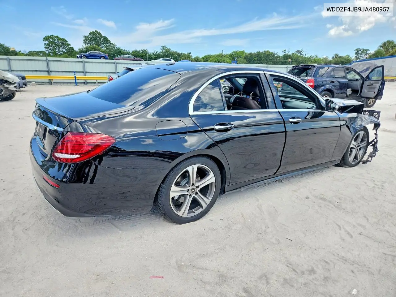 2018 Mercedes-Benz E 300 VIN: WDDZF4JB9JA480957 Lot: 58140796