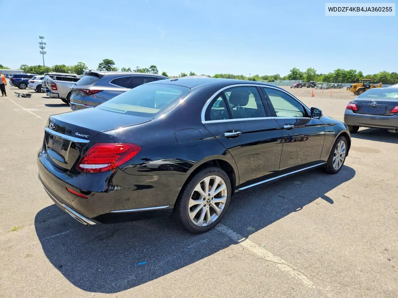 2018 Mercedes-Benz E 300 4Matic VIN: WDDZF4KB4JA360255 Lot: 61908126