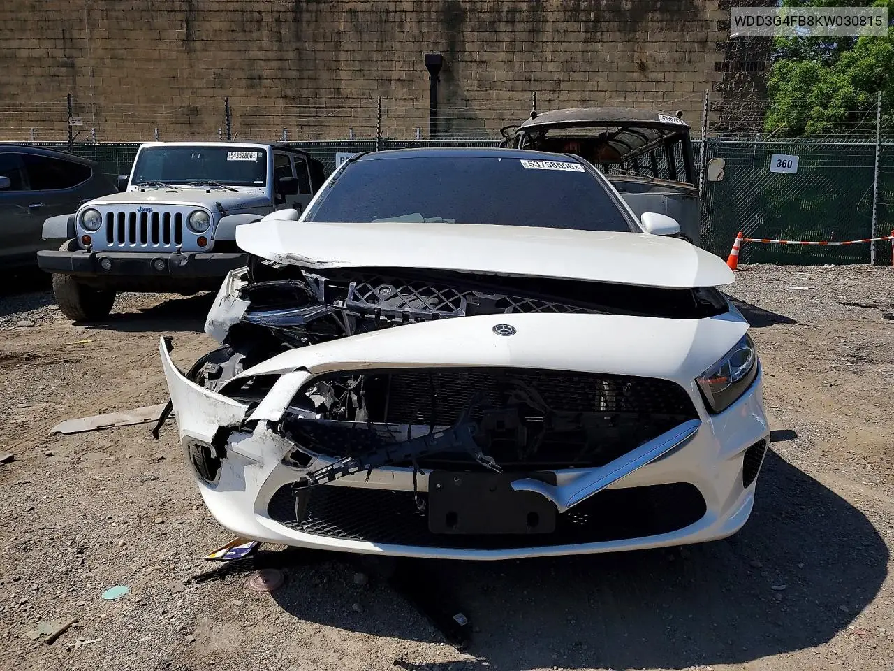 2019 Mercedes-Benz A 220 4Matic VIN: WDD3G4FB8KW030815 Lot: 53758596