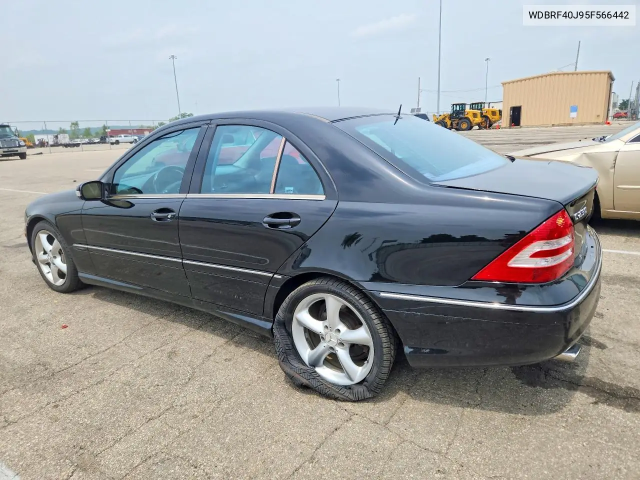 2005 Mercedes-Benz C 230K Sport Sedan VIN: WDBRF40J95F566442 Lot: 61725606