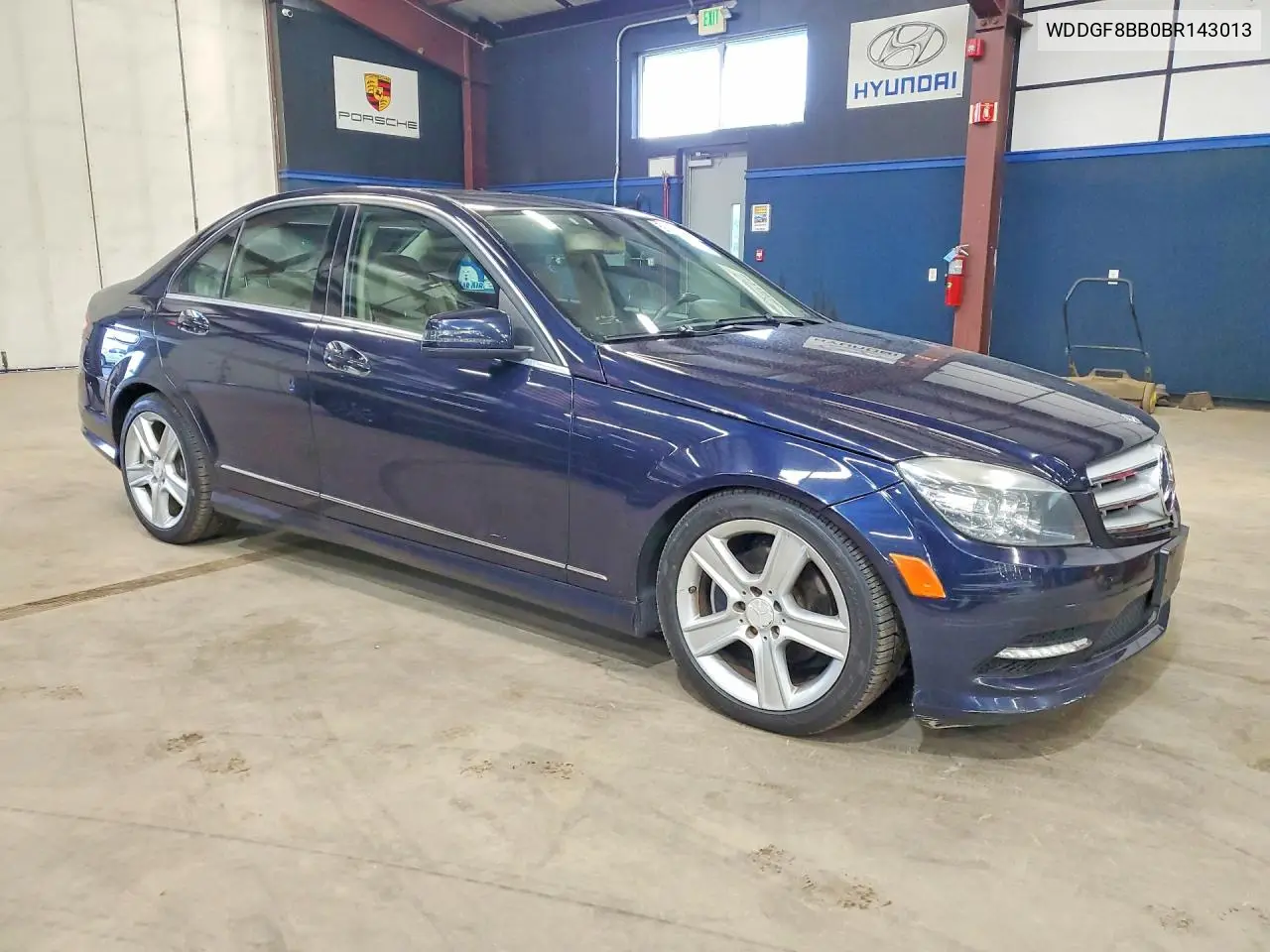 2011 Mercedes-Benz C 300 4Matic VIN: WDDGF8BB0BR143013 Lot: 58357236