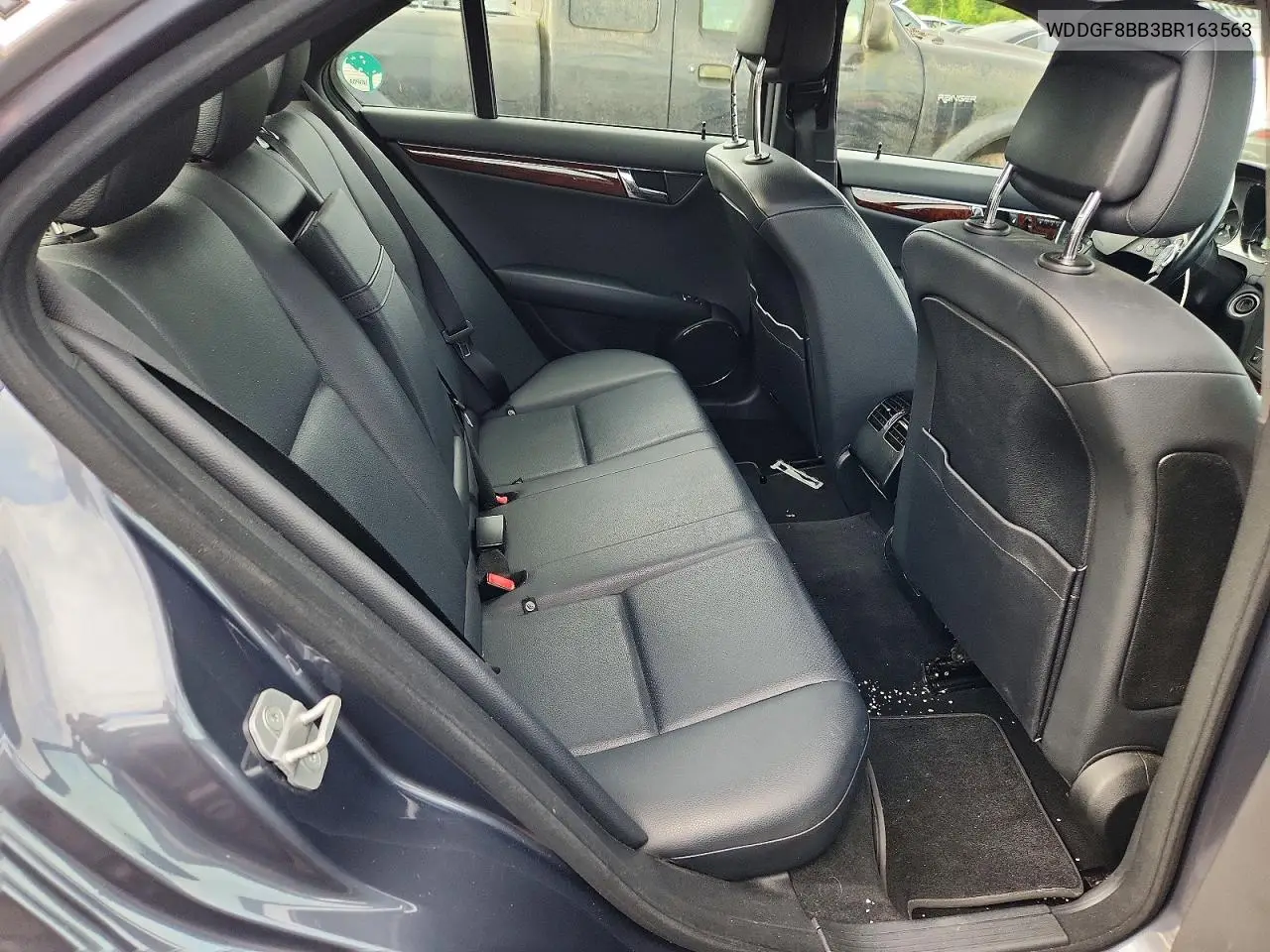 2011 Mercedes-Benz C 300 4Matic VIN: WDDGF8BB3BR163563 Lot: 60417876