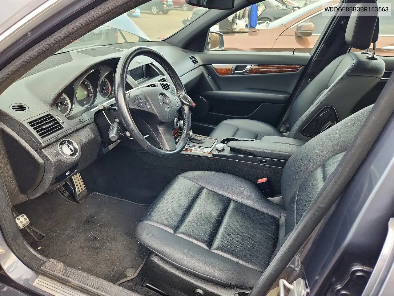 2011 Mercedes-Benz C 300 4Matic VIN: WDDGF8BB3BR163563 Lot: 60417876