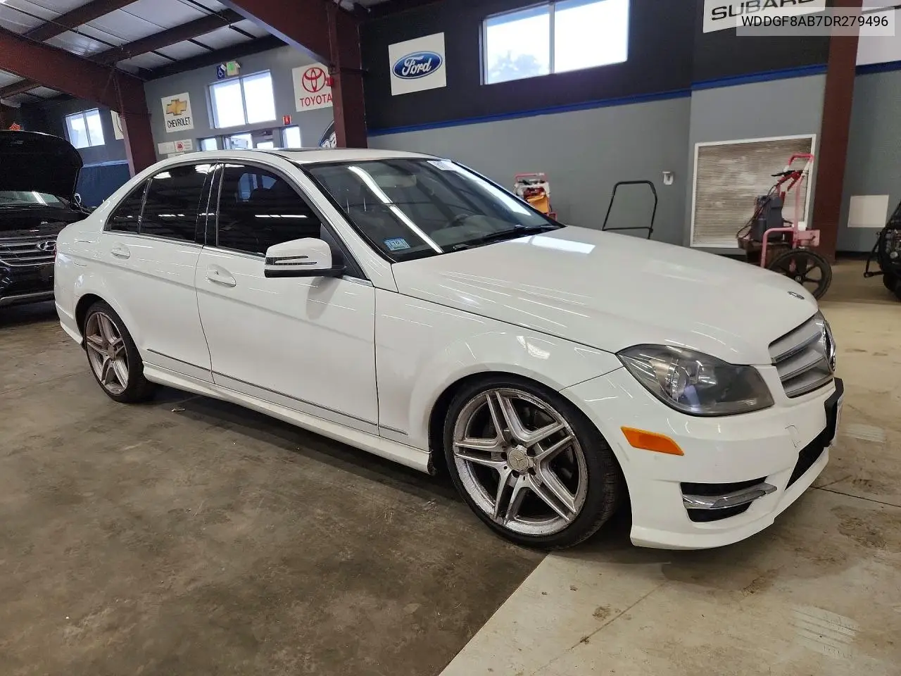 2013 Mercedes-Benz C 300 4Matic VIN: WDDGF8AB7DR279496 Lot: 61775226