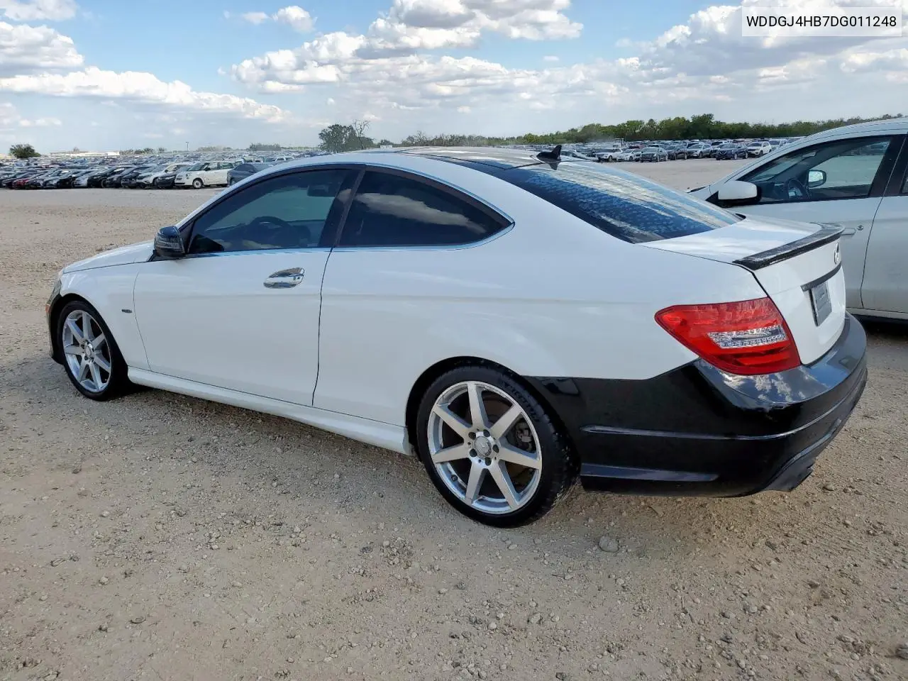 2013 Mercedes-Benz C 250 VIN: WDDGJ4HB7DG011248 Lot: 90697555