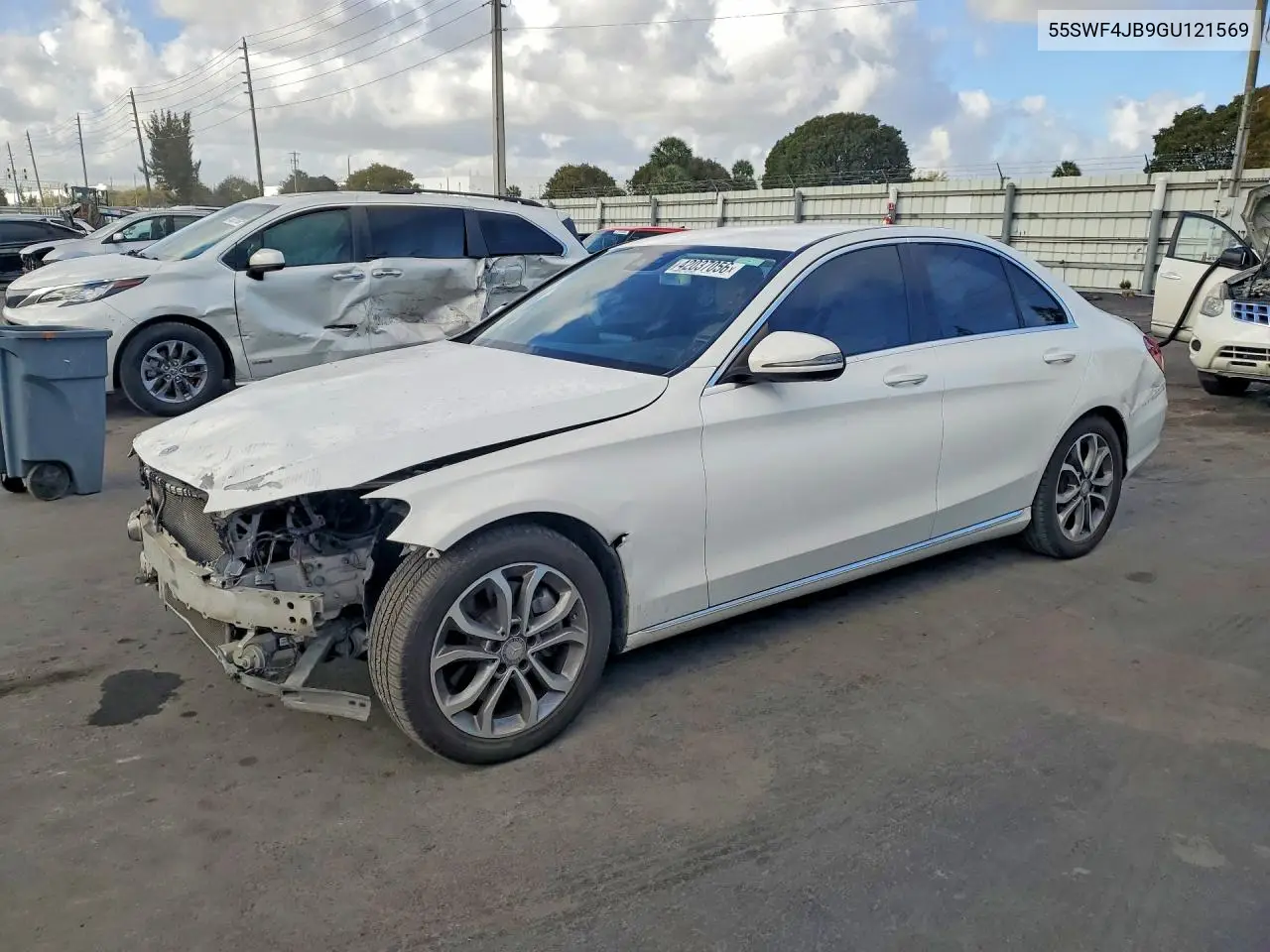 2016 Mercedes-Benz C 300