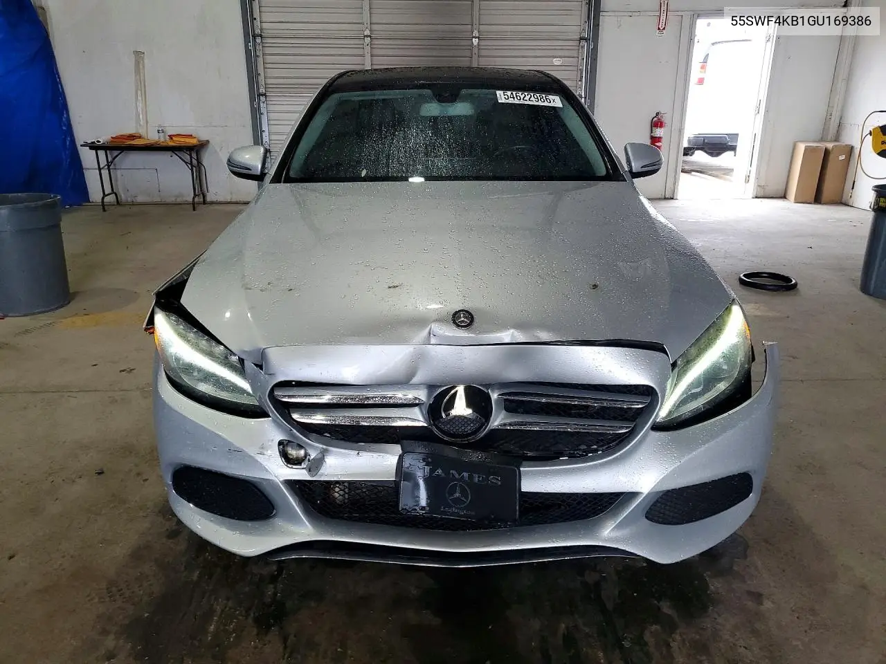 IV (W205)